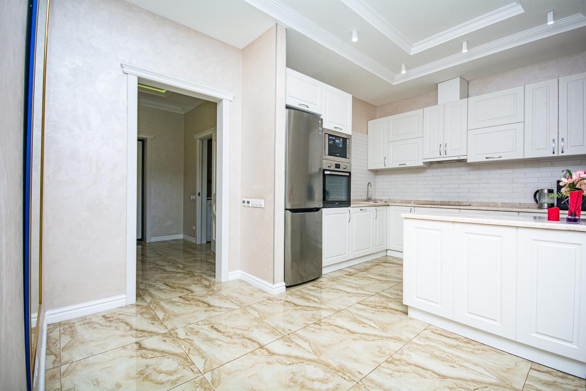 Luxury For Business & Pleasure Royal 3 Appartement Kiev Buitenkant foto