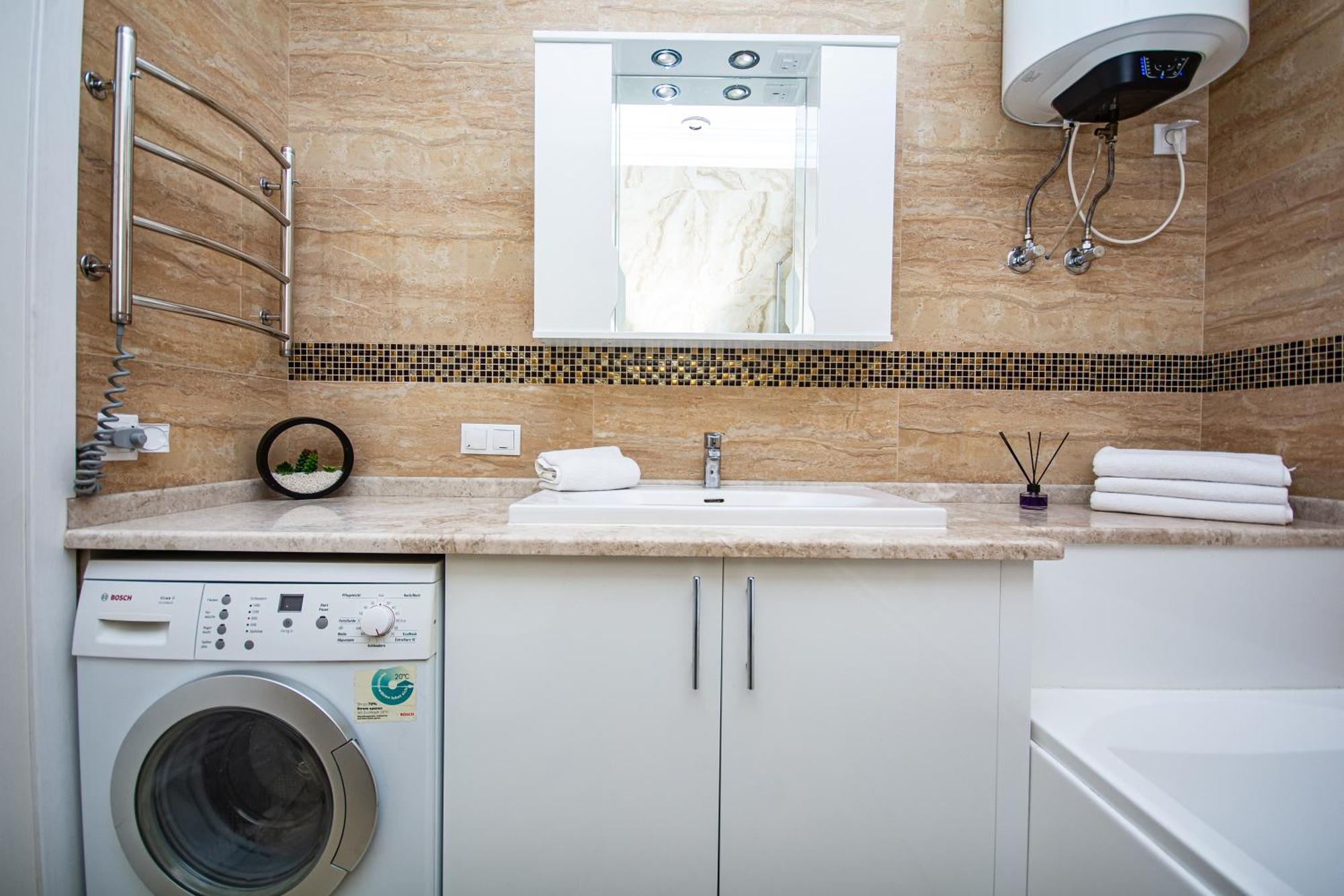 Luxury For Business & Pleasure Royal 3 Appartement Kiev Buitenkant foto