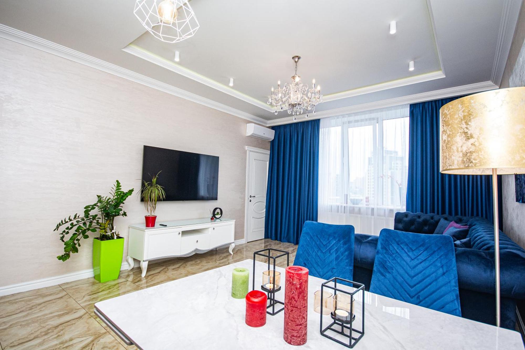 Luxury For Business & Pleasure Royal 3 Appartement Kiev Buitenkant foto