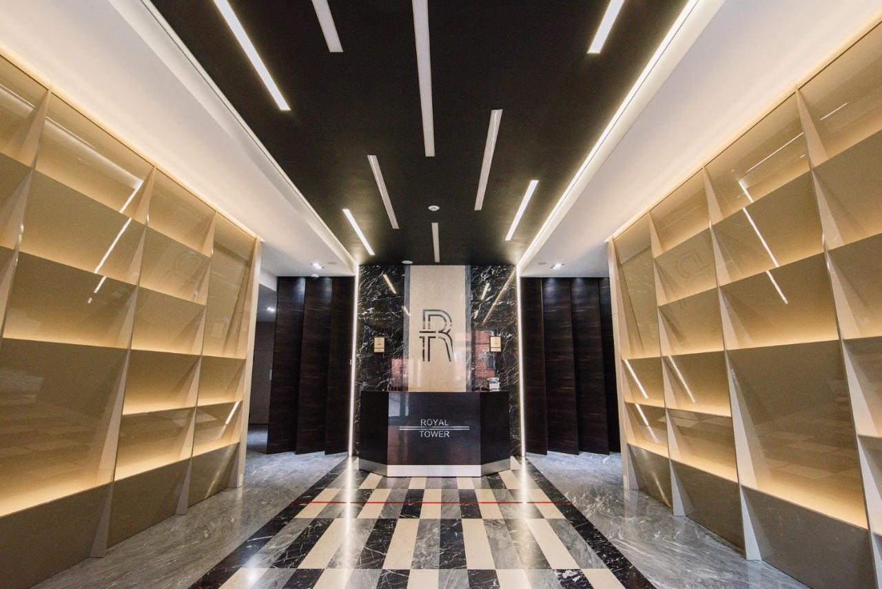 Luxury For Business & Pleasure Royal 3 Appartement Kiev Buitenkant foto