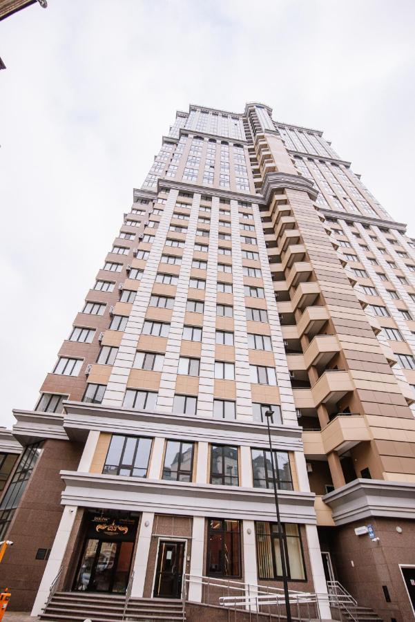 Luxury For Business & Pleasure Royal 3 Appartement Kiev Buitenkant foto